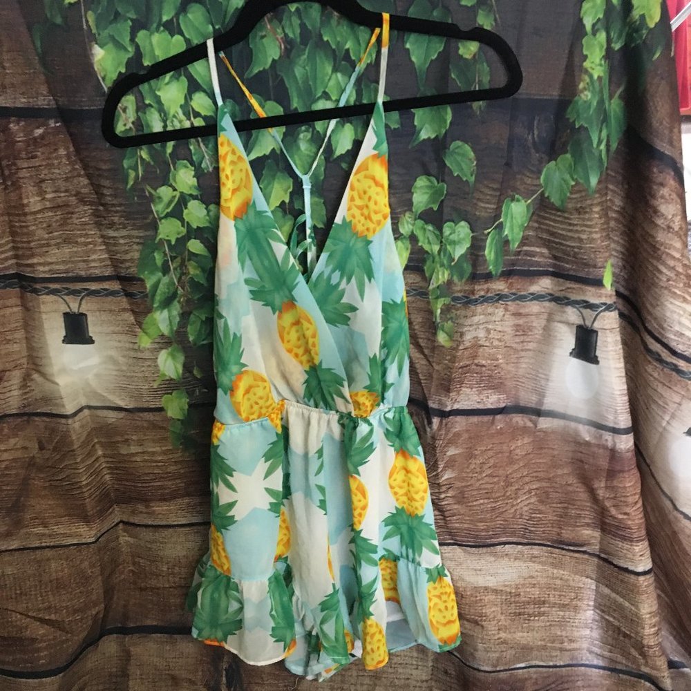 🍍Pineapple Razor Back Shorts Romper - Picture 2 of 11